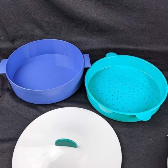 Tupperware Kitchen Tupperware 3 Piece Steamer Rice Vegetable Cooker